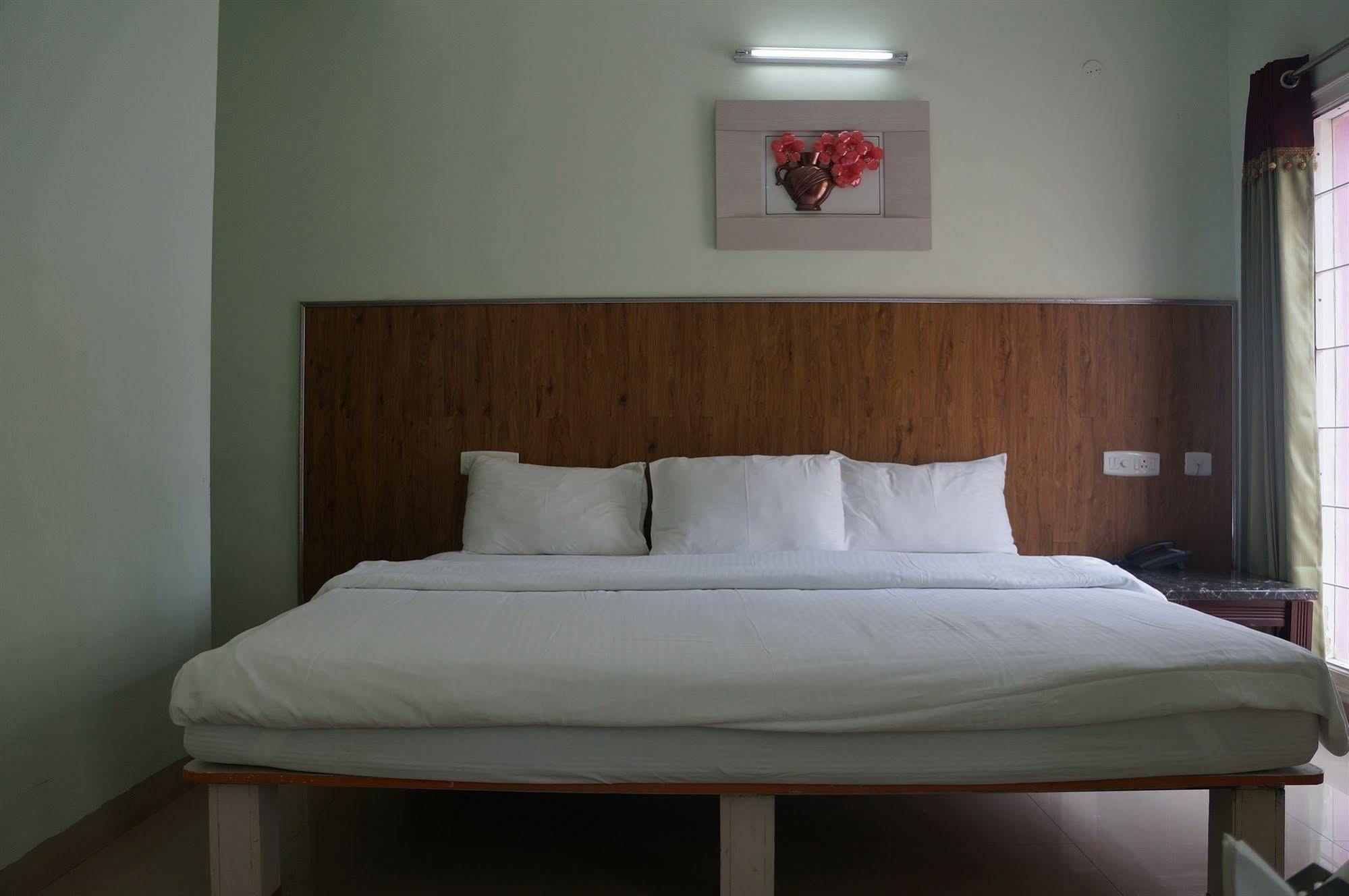 Lotels Hotel Chennai Luaran gambar